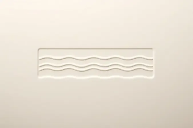Símbolo universal de segurança para micro-ondas em relevo sutil sobre superfície de recipiente genérico em renderização 3D conceitual.